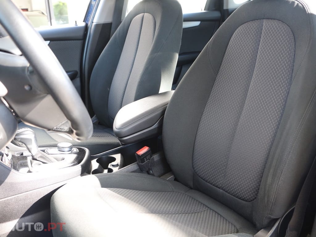 BMW 225 Advantage