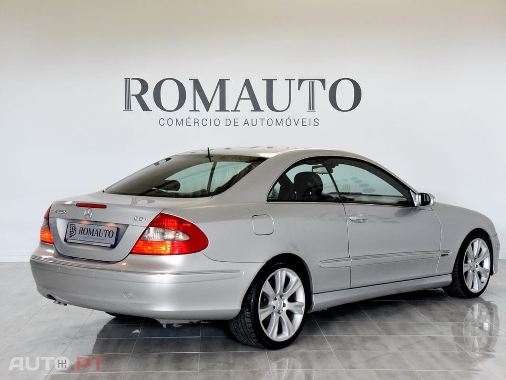 Mercedes-Benz CLK 220 CDI AVANTGARDE AUTO.
