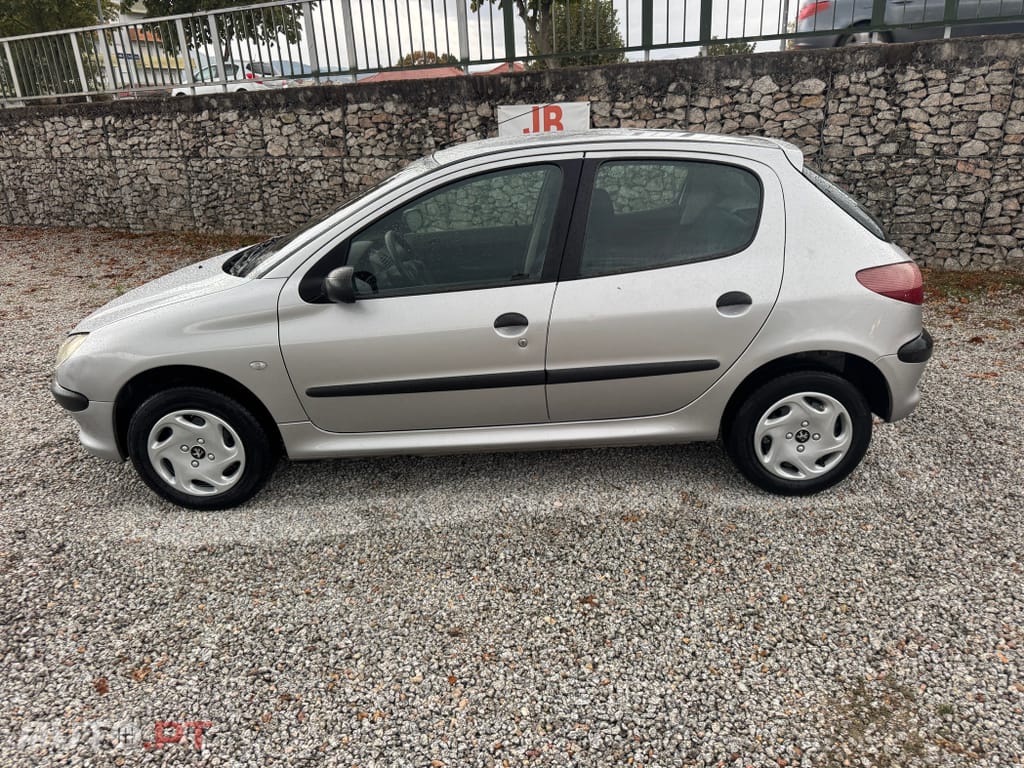 Peugeot 206 1.1 XT