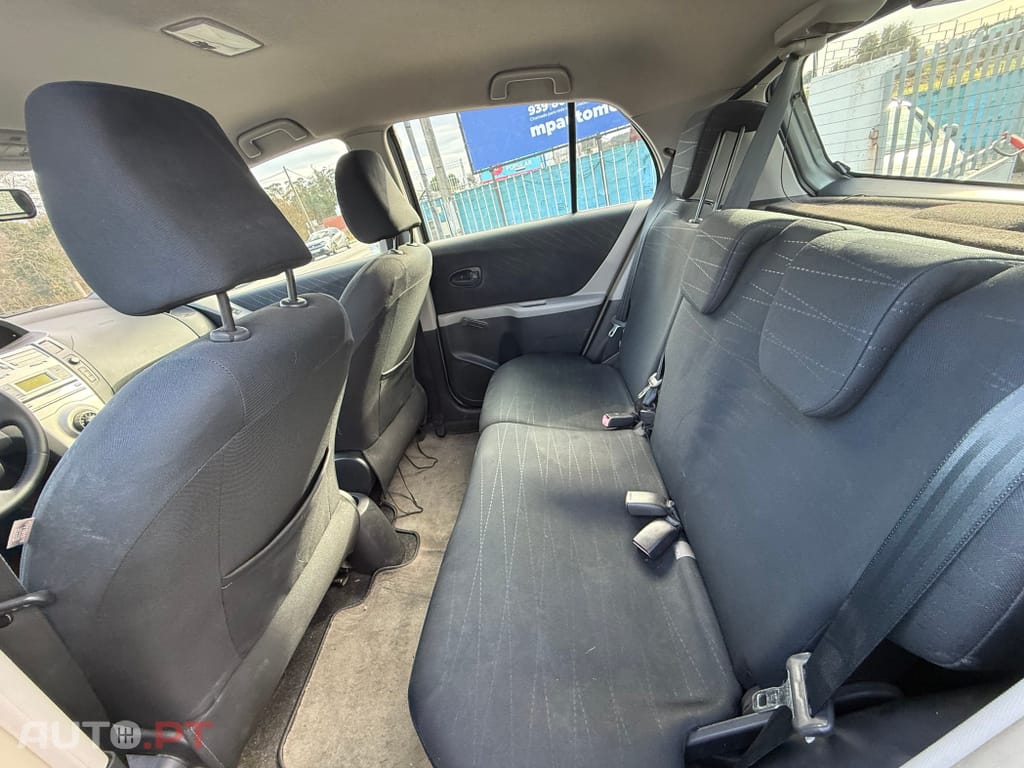 Toyota Yaris 1.0 VVT-i AC