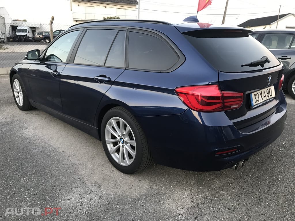 BMW 320 d Touring xDrive Ultimate Auto