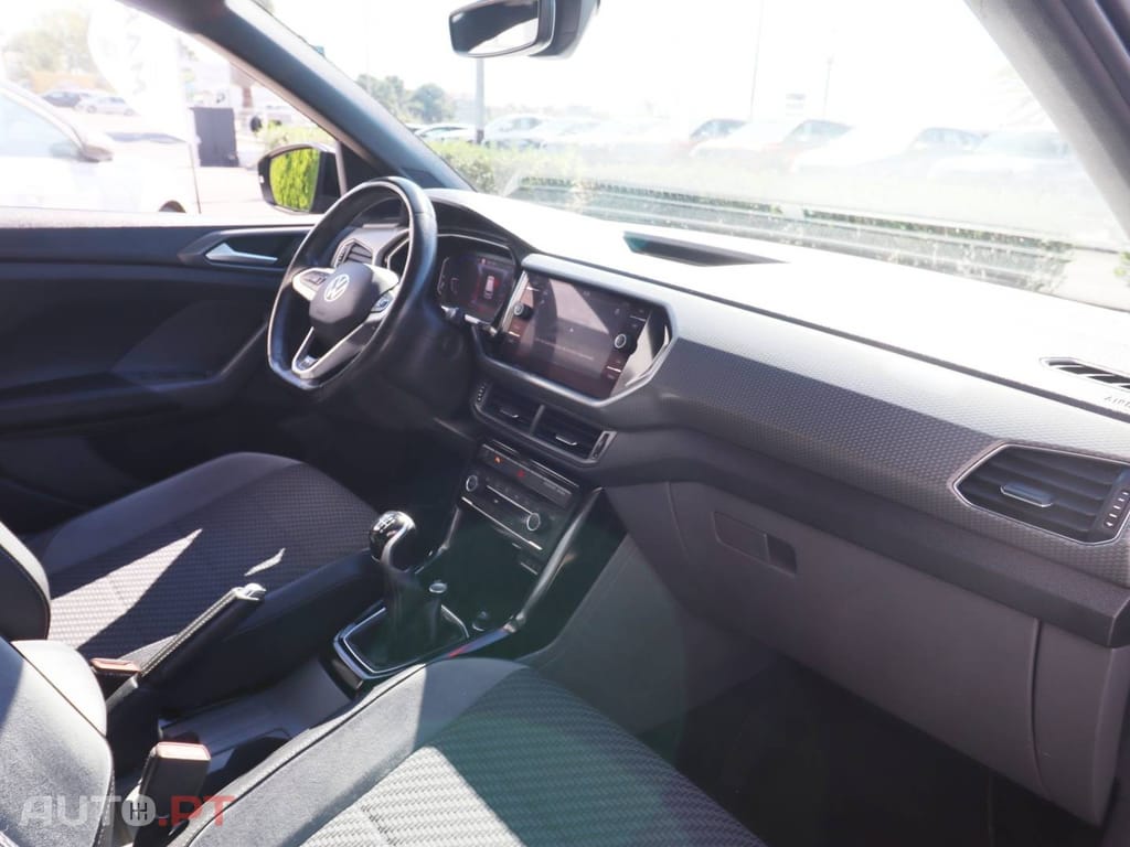 Volkswagen T-Cross 1.0 TSI OPF R-Line