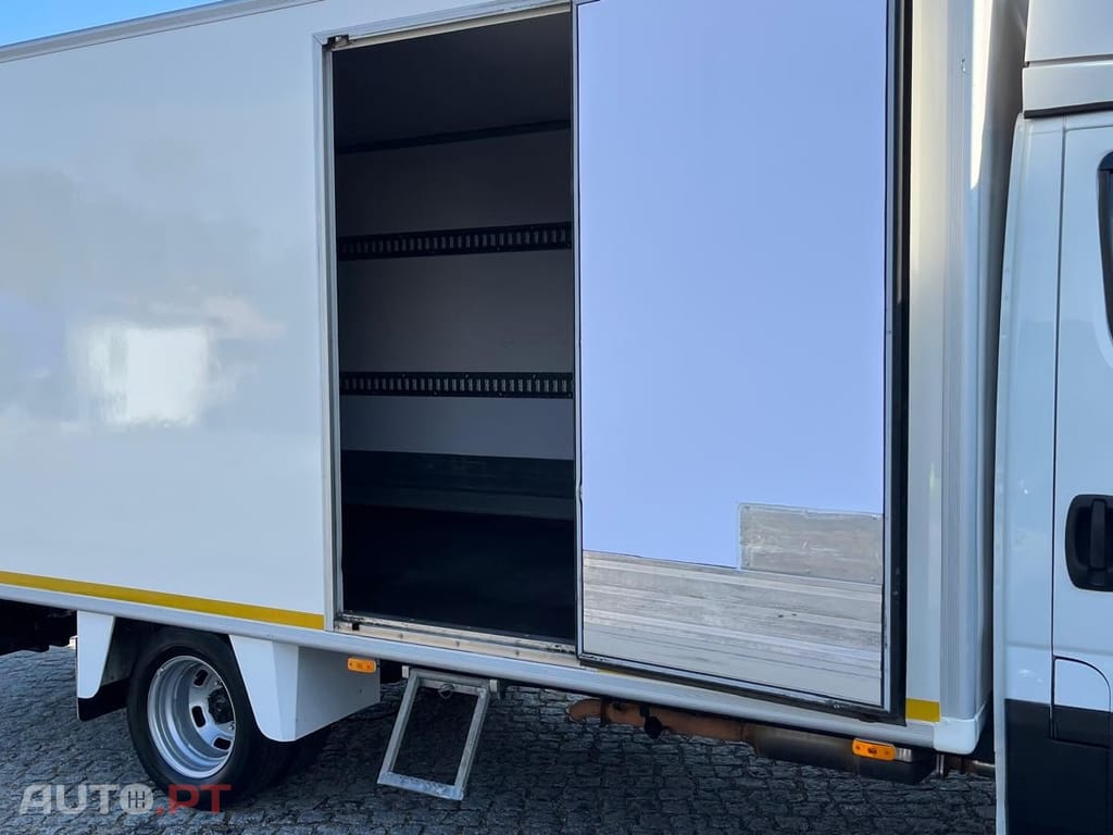 Iveco Daily 3.0  PLATAFORMA