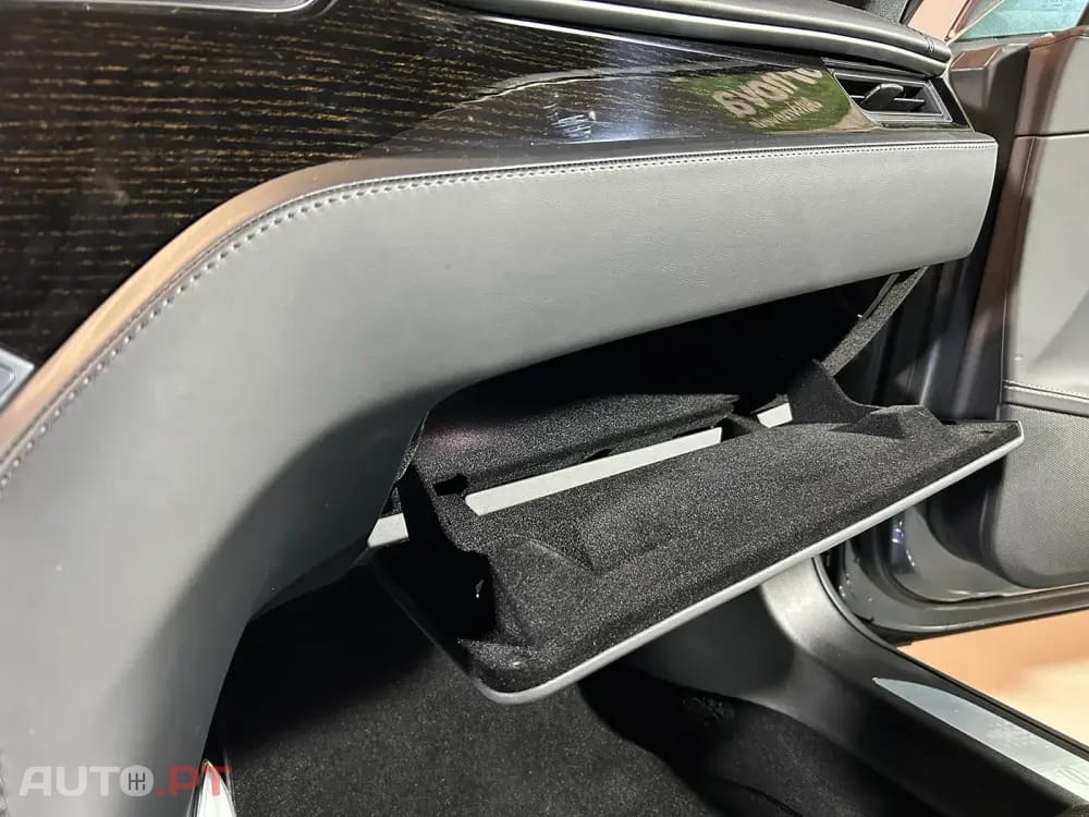 Tesla Model S 75D