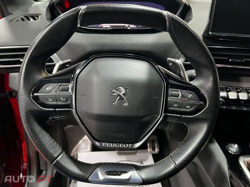 Peugeot 3008 1.2 PureTech GT EAT8