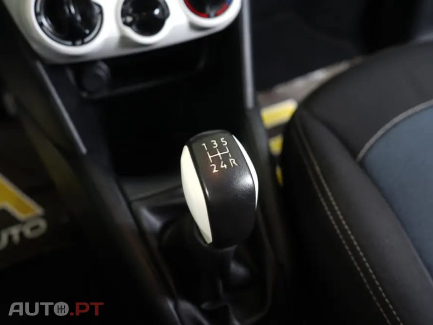 Peugeot 208 1.0 VTi Access