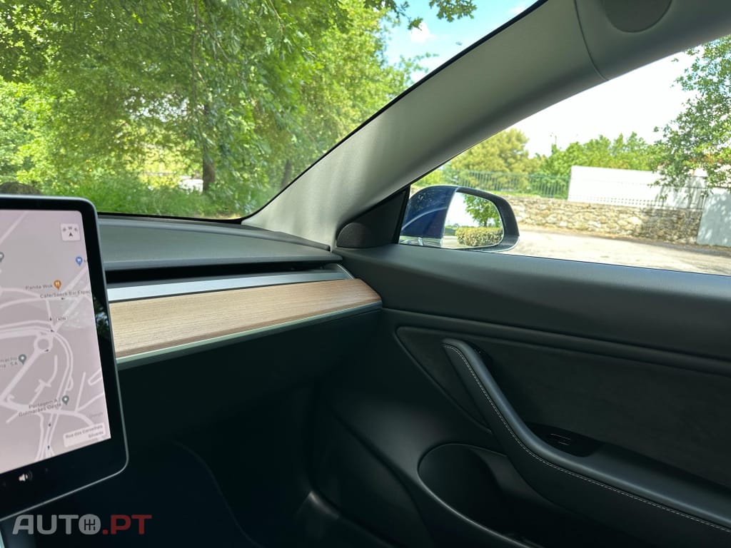 Tesla Model 3 Long-Range Dual Motor AWD