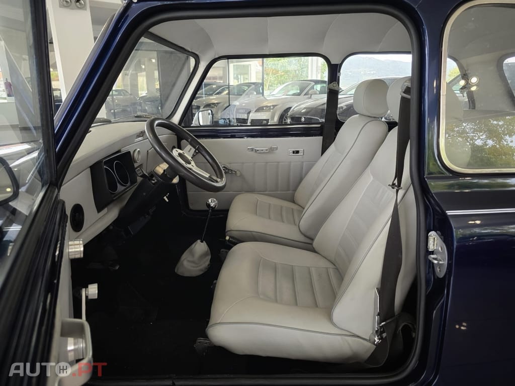 MINI 850 De Luxe