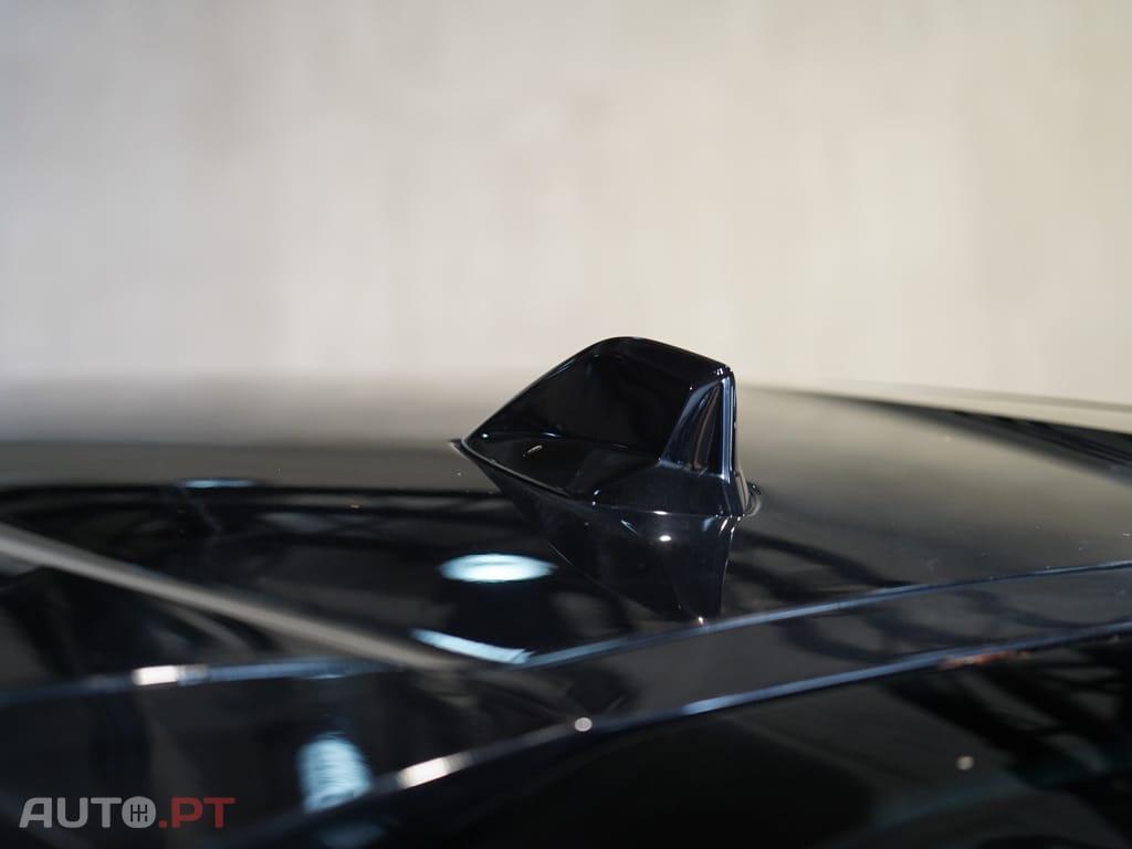 Peugeot 408 1.2 PureTech Allure EAT8