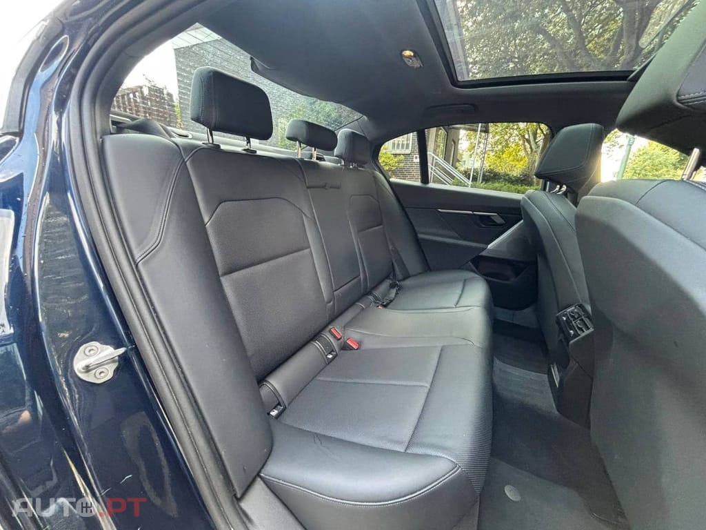 BMW i5 eDrive40 — fotografia 28
