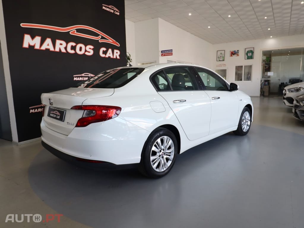 Fiat Tipo 1.3 M-Jet Easy
