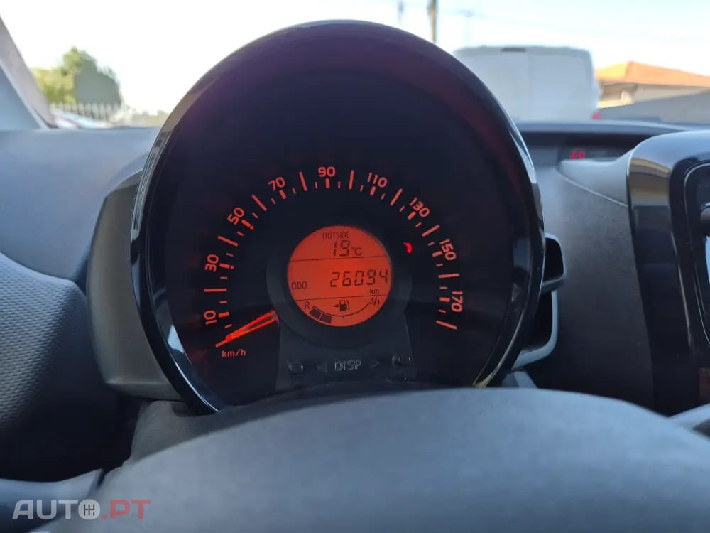 Peugeot 108 1.0 VTi Style