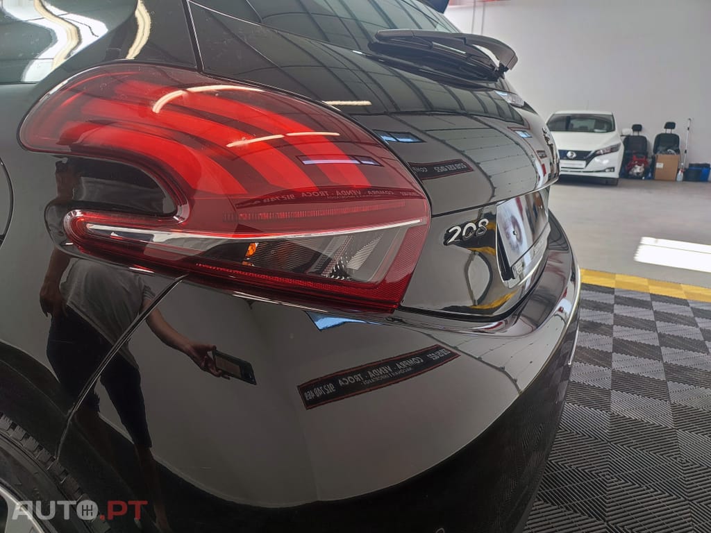 Peugeot 208 ACTIVE