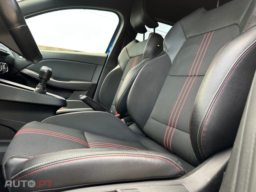 Renault Clio 1.0 TCe RS Line