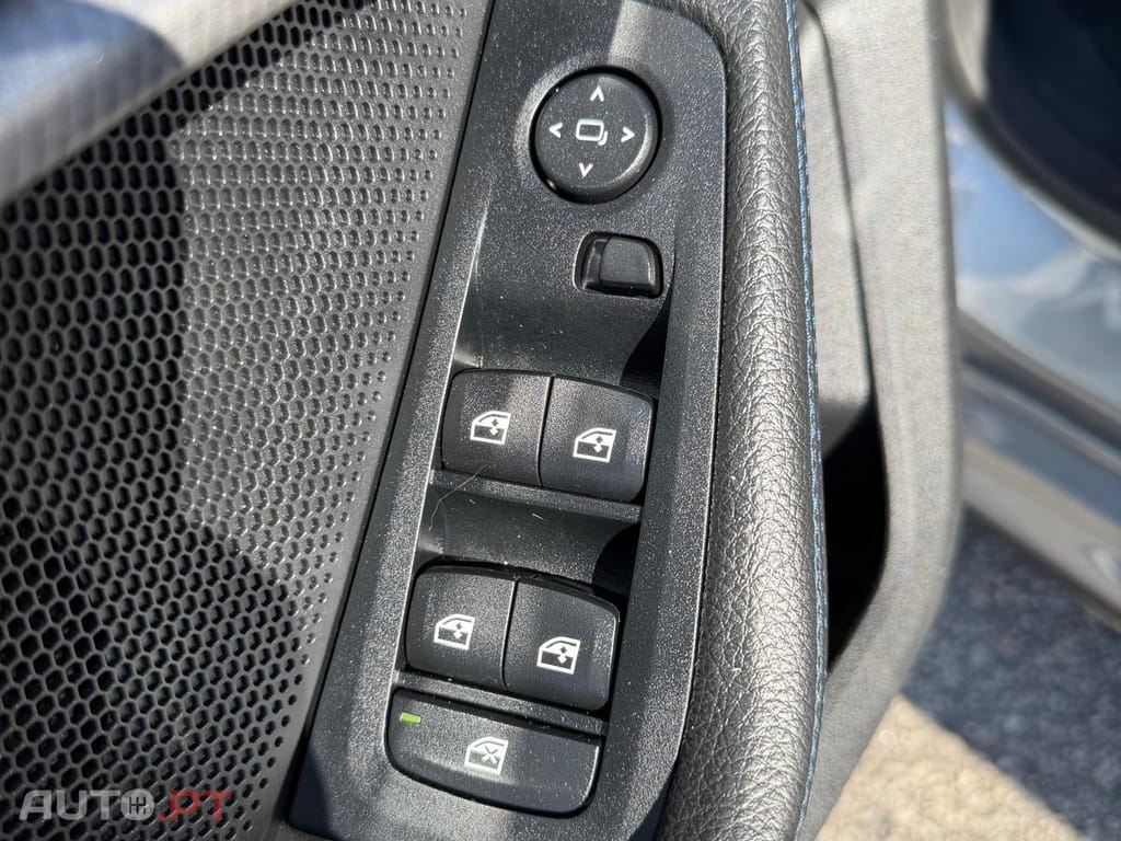 BMW 216 d Pack Desportivo M