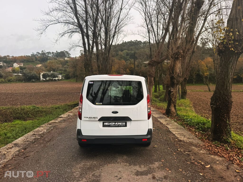 Ford Tourneo Grand 1.5 TDCi Trend Powershift
