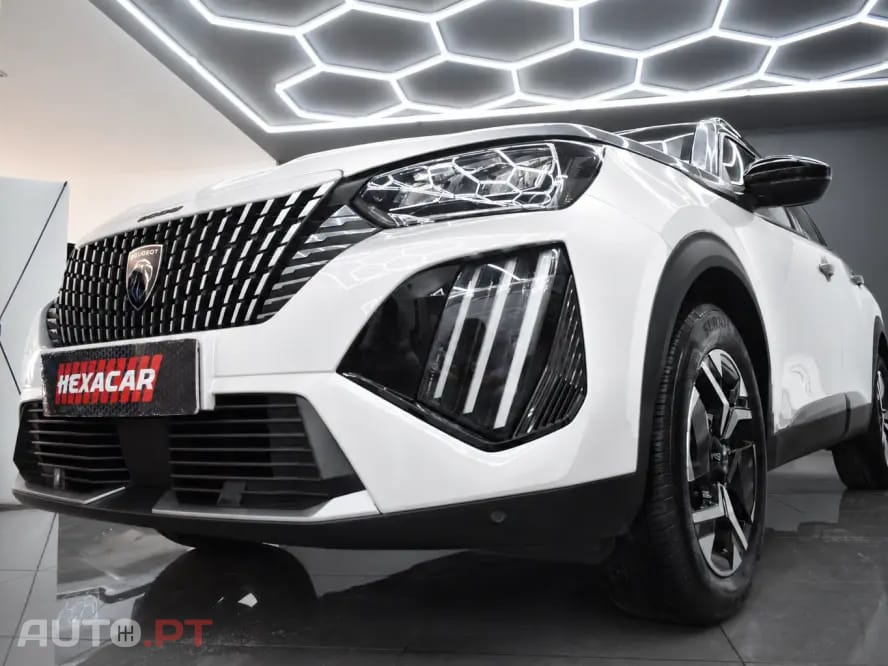 Peugeot 2008 1.2 PureTech Allure EAT8