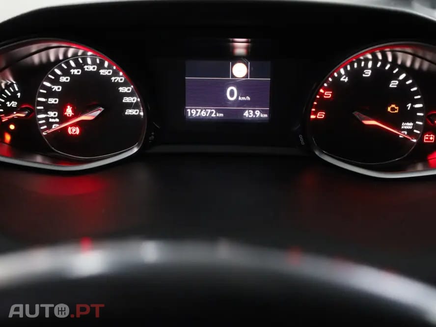 Peugeot 308 SW 1.6 BlueHDi Allure