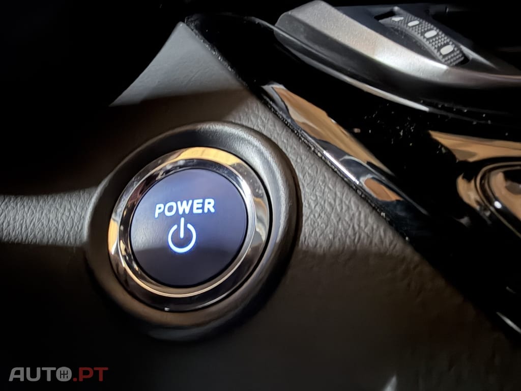 Toyota C-HR 1.8 Hybrid Exclusive+P.Luxury