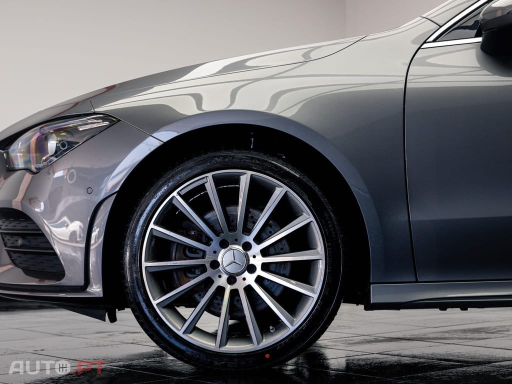Mercedes-Benz CLA 250 e Shooting Brake AMG Line