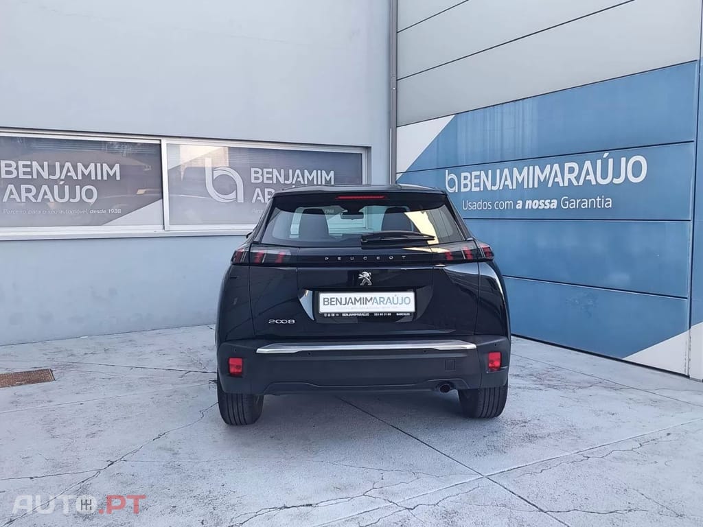 Peugeot 2008 1.2 PureTech Active Pack