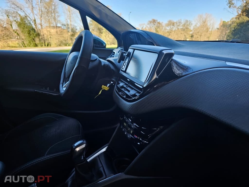 Peugeot 208 1.6 BlueHDi Allure