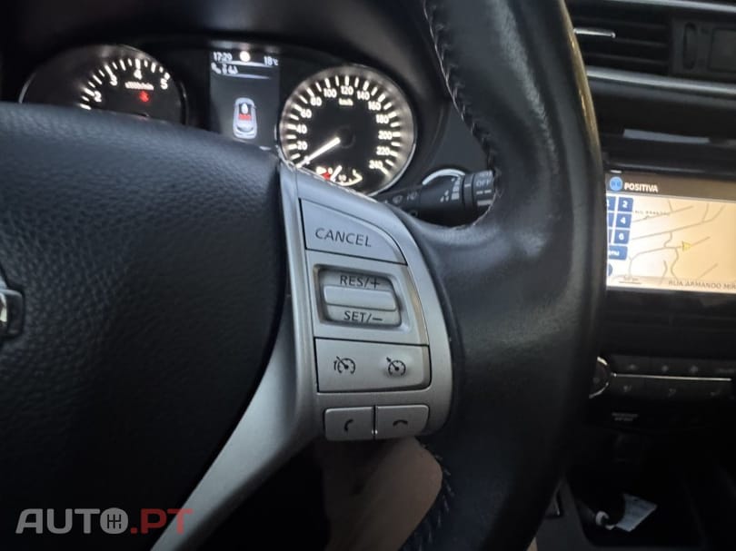 Nissan Qashqai 1.2 DIG-T Tekna Pele