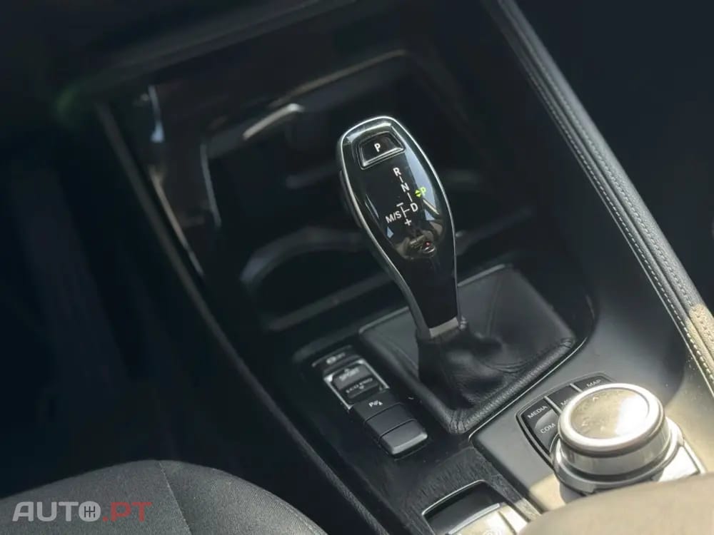 BMW X2 18 d sDrive Auto