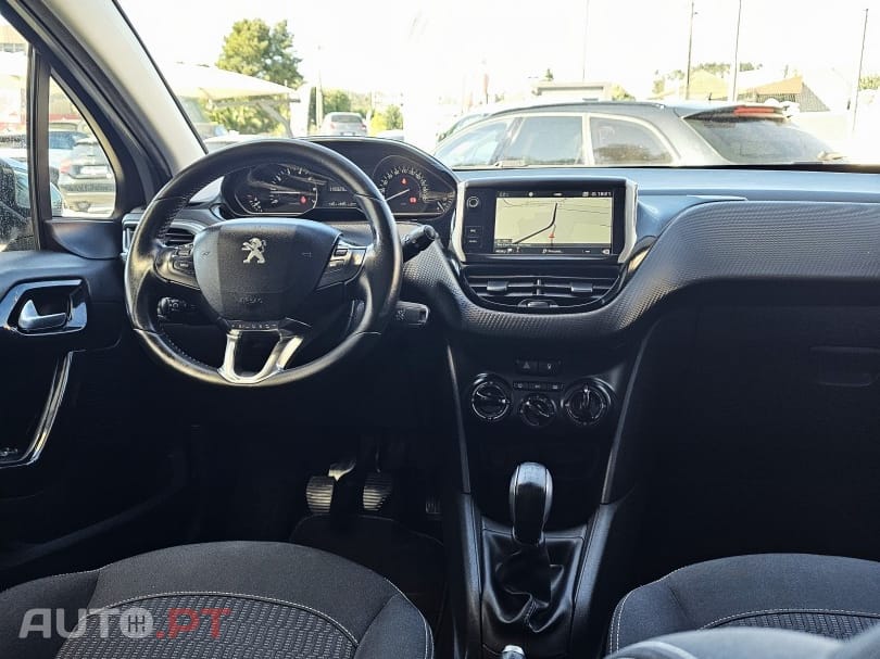 Peugeot 208 1.2 PureTech Style