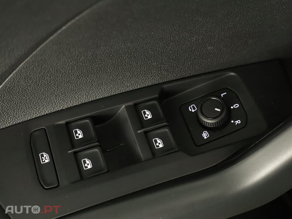 Volkswagen T-Cross T-Cross 1.0 TSI Urban DSG