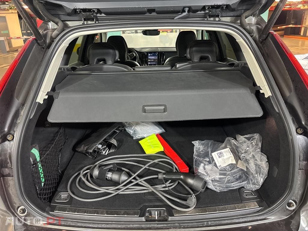 Volvo XC60 2.0 T6 PHEV Inscription Expression AWD