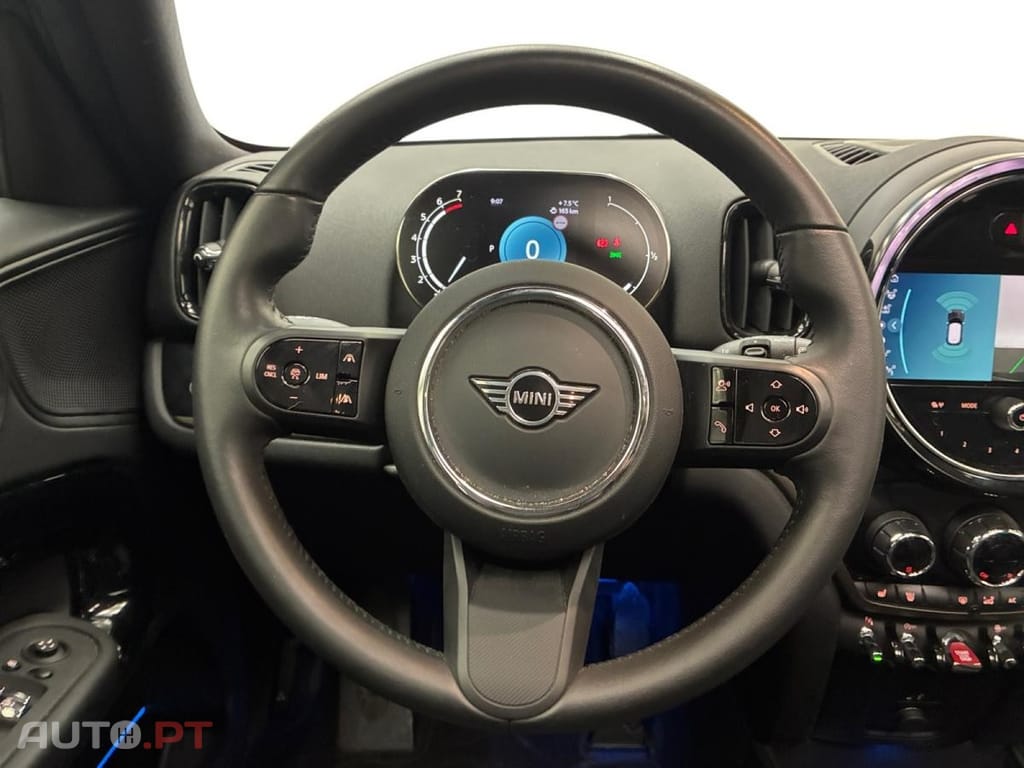 MINI Countryman Cooper Premium Plus Edition Auto