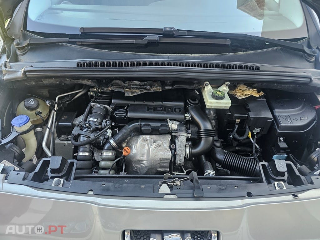 Peugeot 5008 1.6 HDi Executive