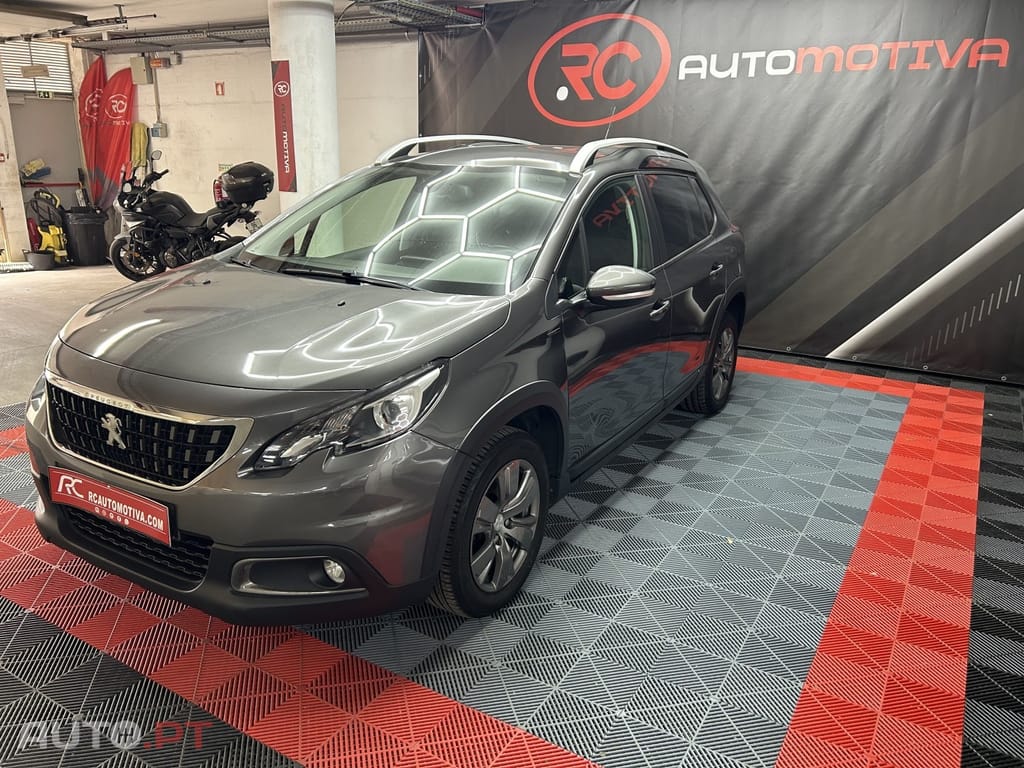 Peugeot 2008 1.2 PureTech Style