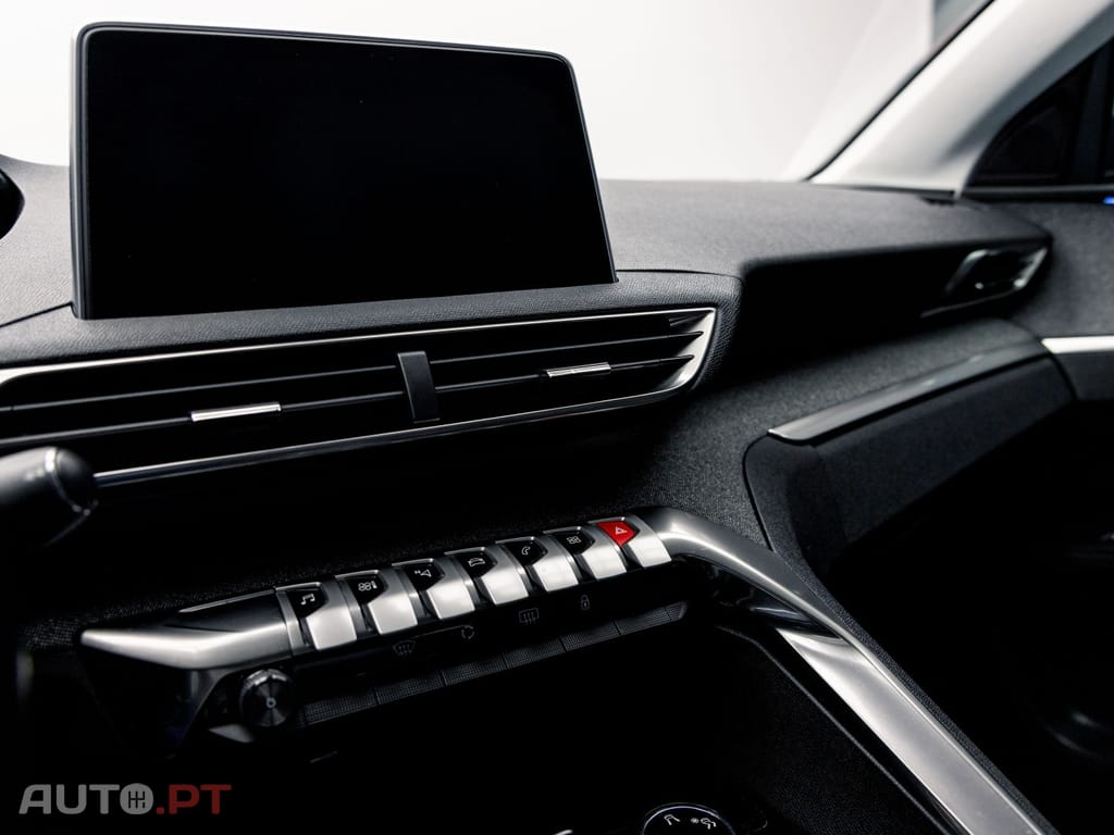 Peugeot 5008 1.5 BlueHDi Allure EAT8