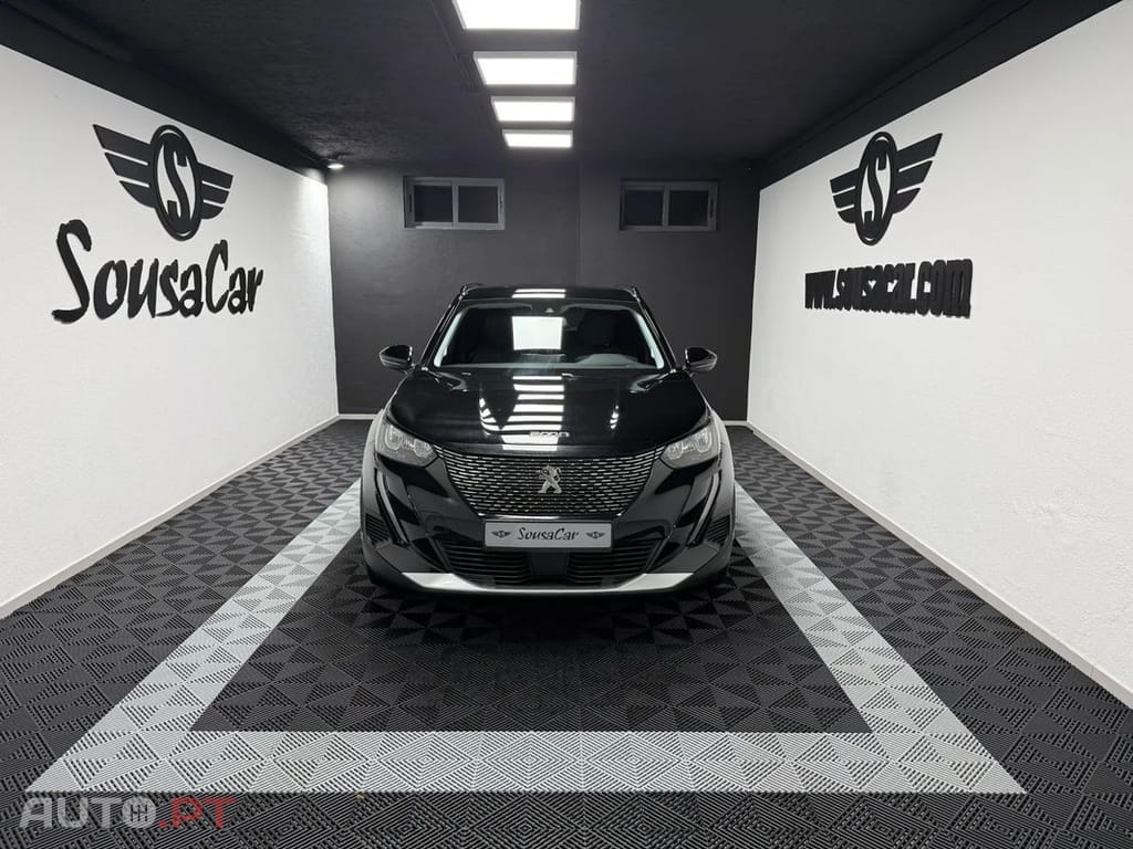 Peugeot 2008 PureTech 100 Allure