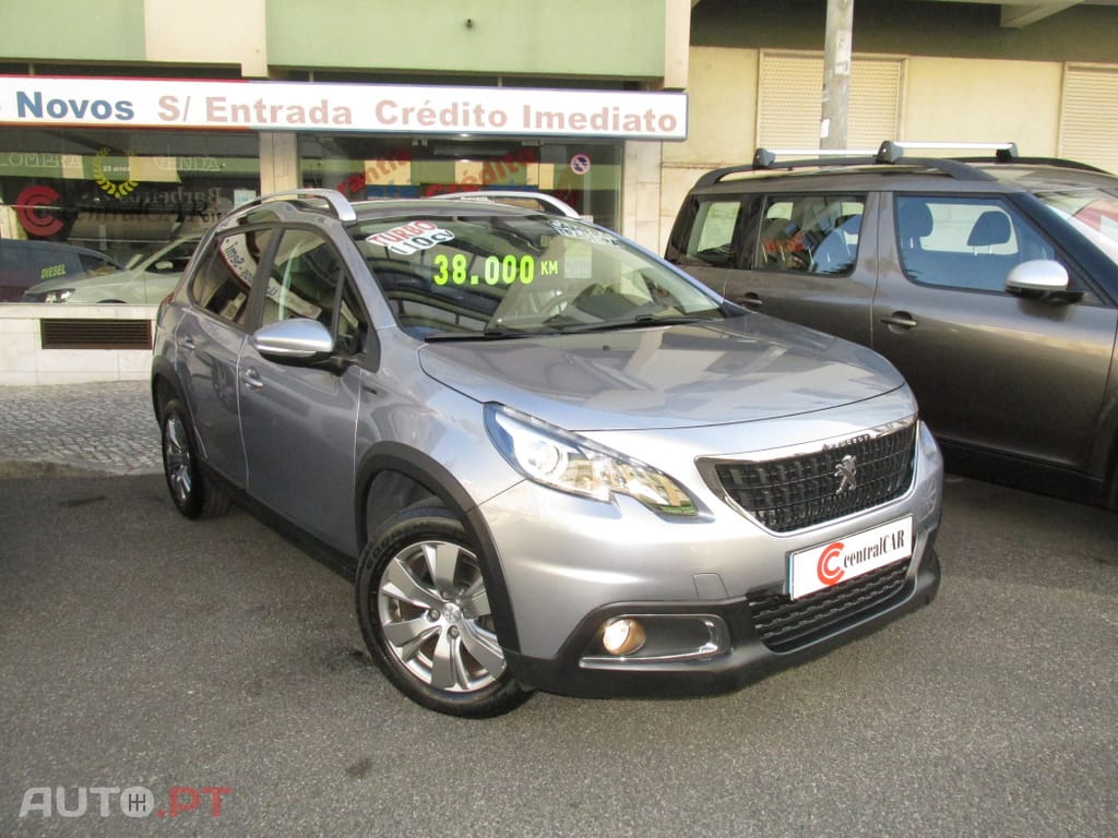 Peugeot 2008 1.2 PureTech Signature