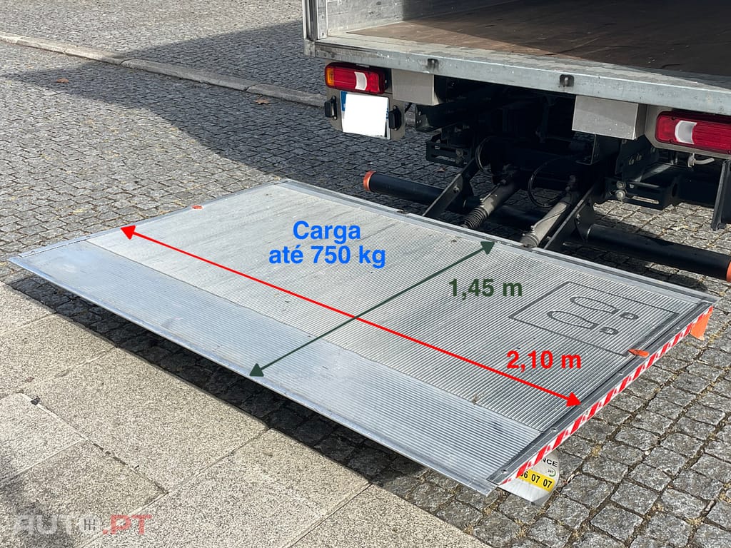 Iveco Daily 3.0D 35C16 Contentor + Plataforma Elevatória