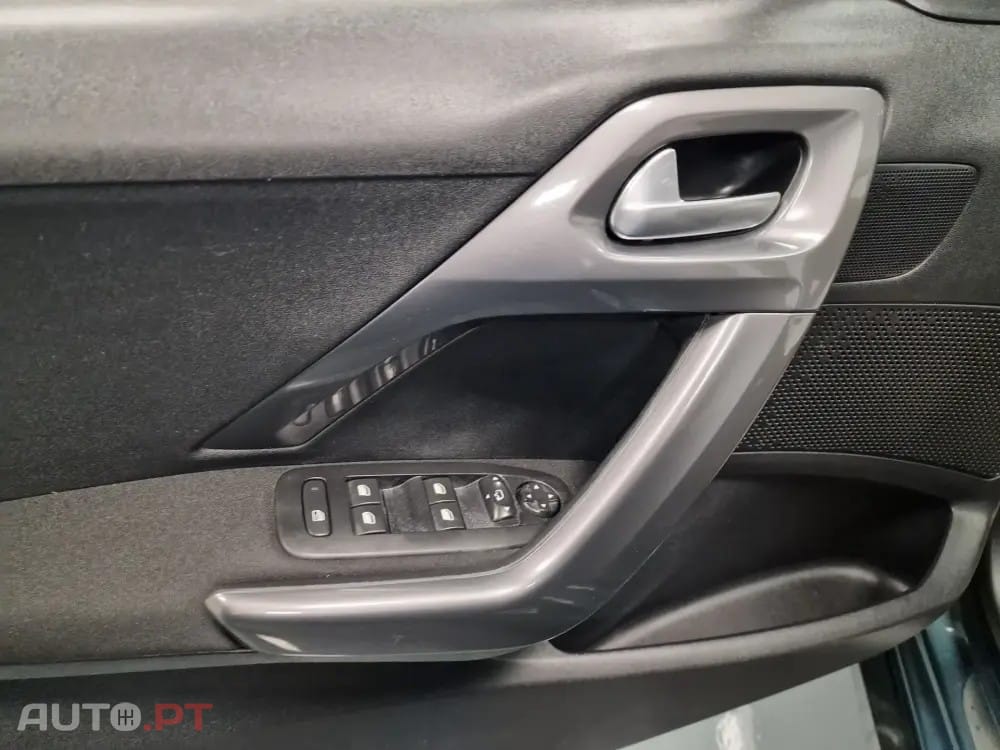 Peugeot 2008 1.2 PureTech Style