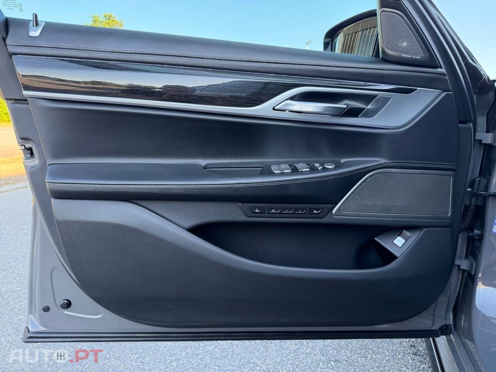 BMW 745 e M Sport