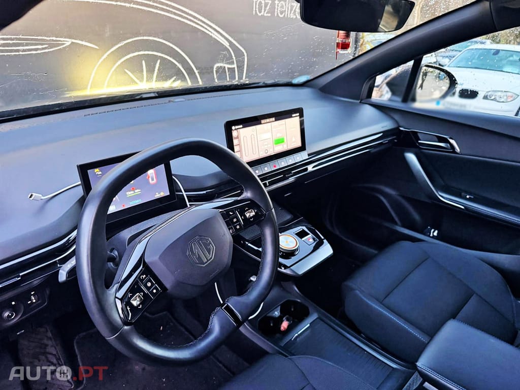 MG MG4 64 kWh Comfort