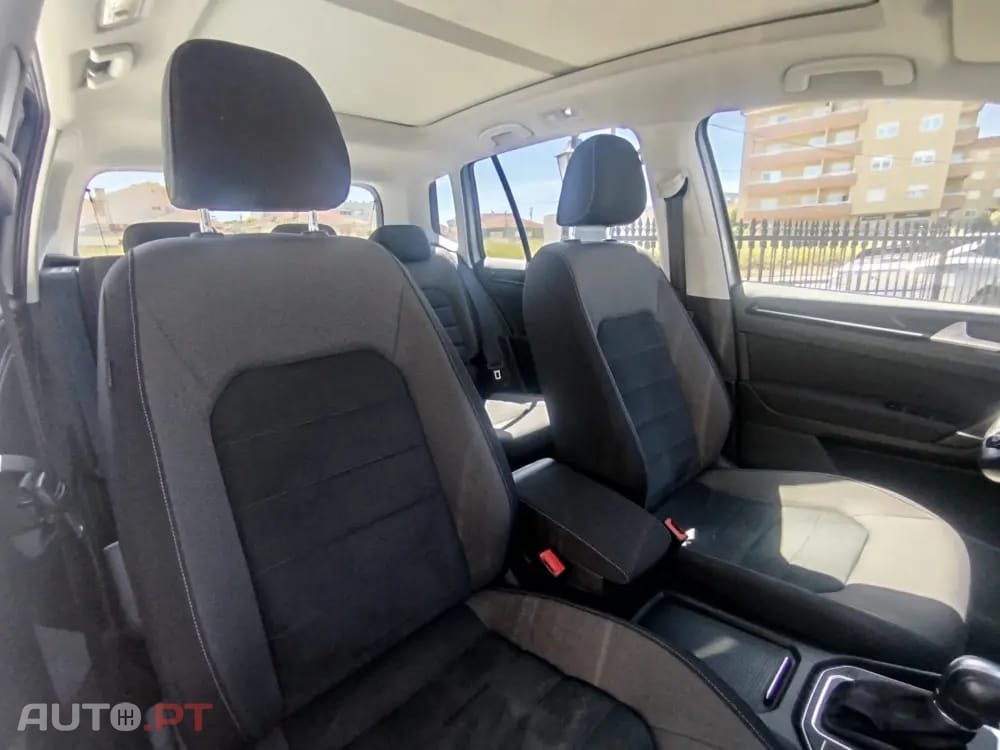 Volkswagen Golf 1.0 TSI OPF DSG Comfortline