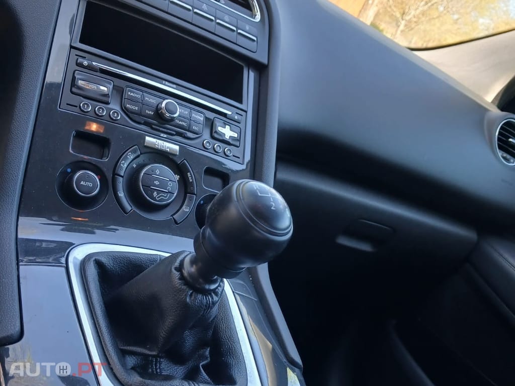 Peugeot 5008 2.0 HDi Sport