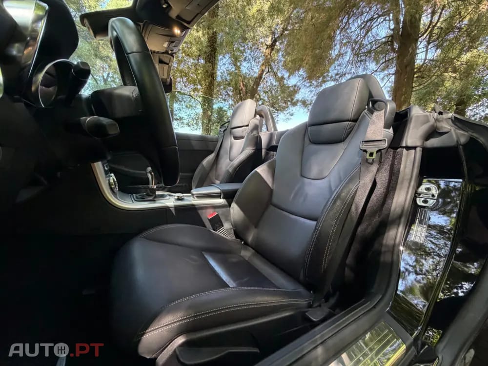 Mercedes-Benz SLK 200 Outro