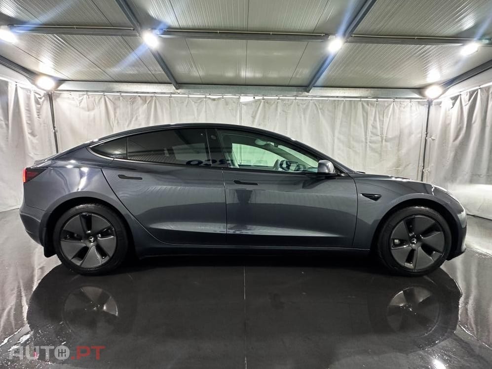 Tesla Model 3 Long Range AWD Dual Motor