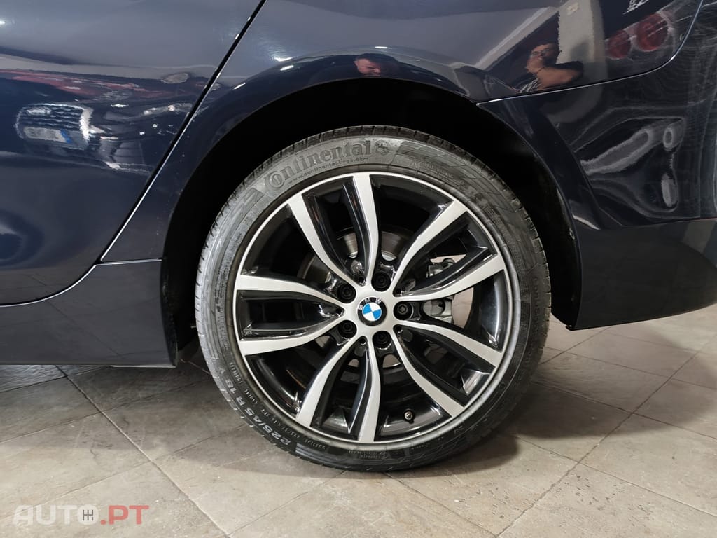 BMW 218 d Line Luxury Auto