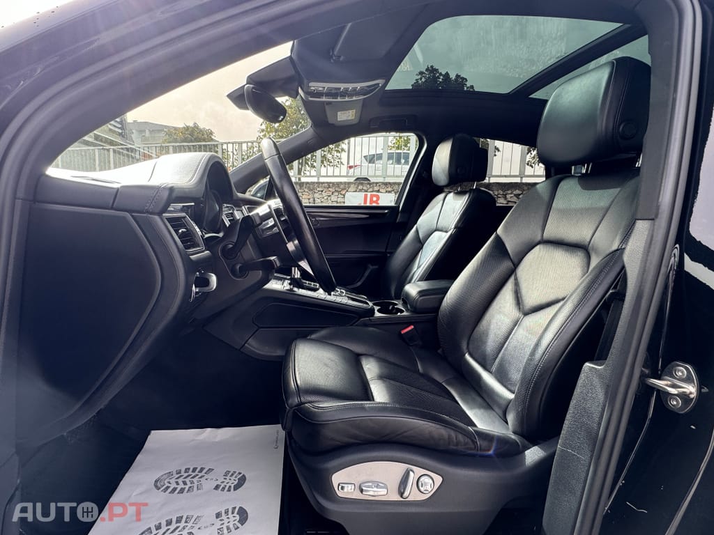 Porsche Macan S