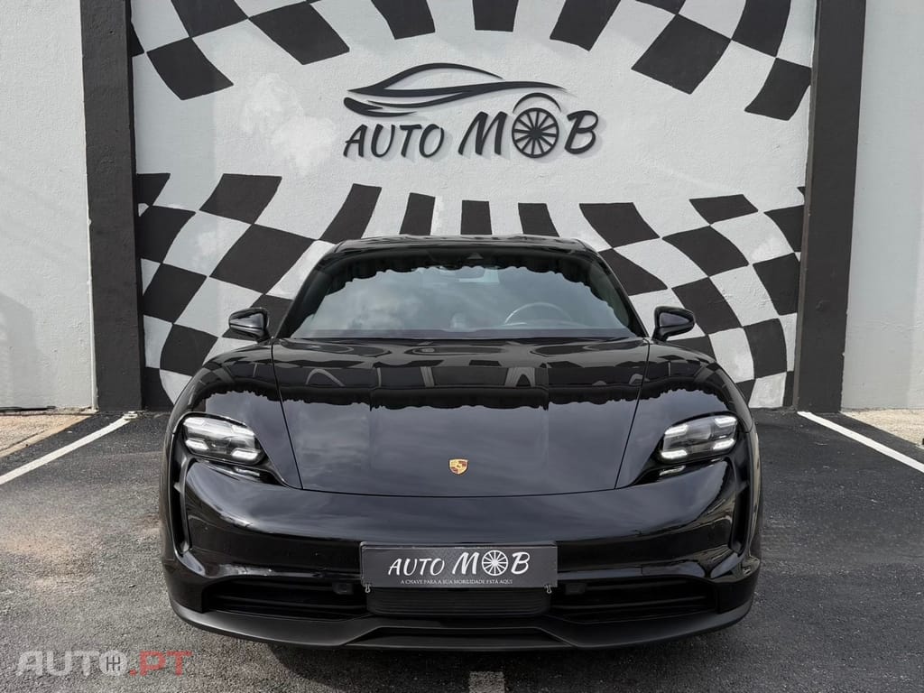 Porsche Taycan 4S Black Edition