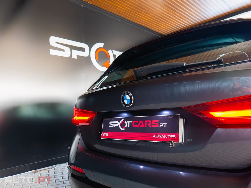 BMW 116 d Pack Desportivo M