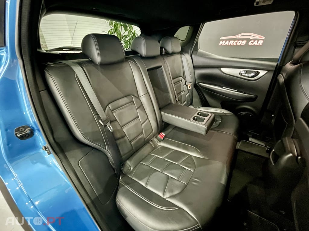 Nissan Qashqai 1.5 dCi Tekna Premium 18 360